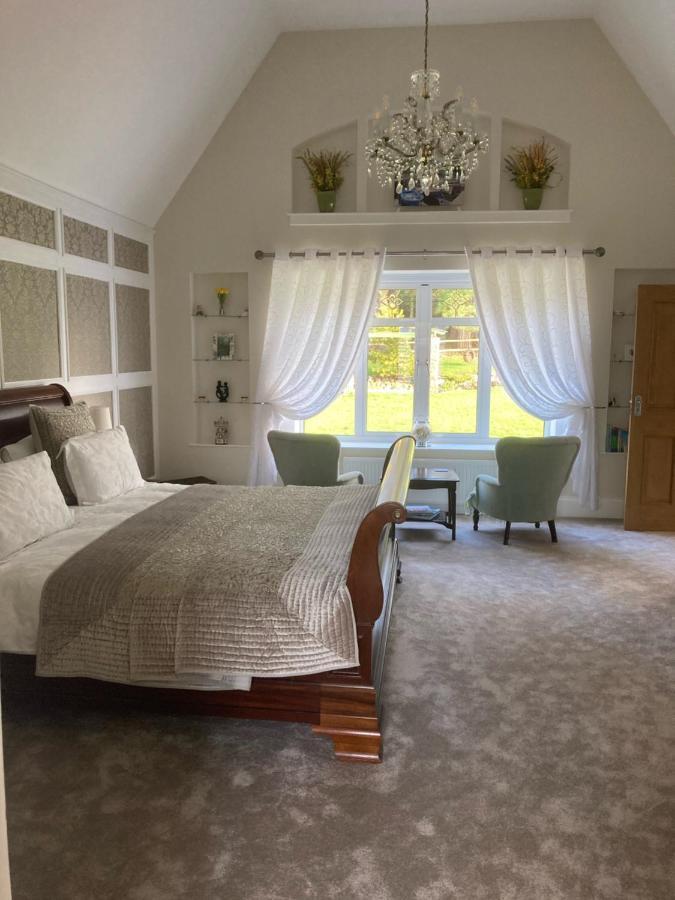 مبيت وإفطار Hawkinge Matlock House المظهر الخارجي الصورة